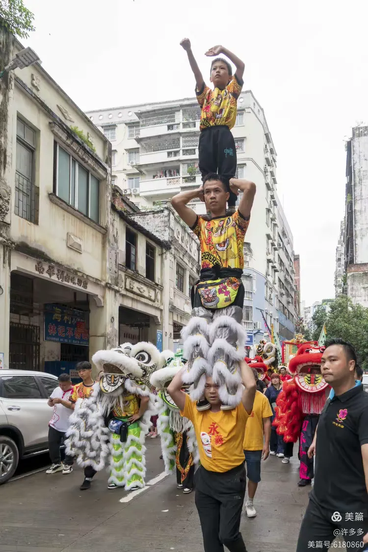 梧州龙母诞盛大巡游